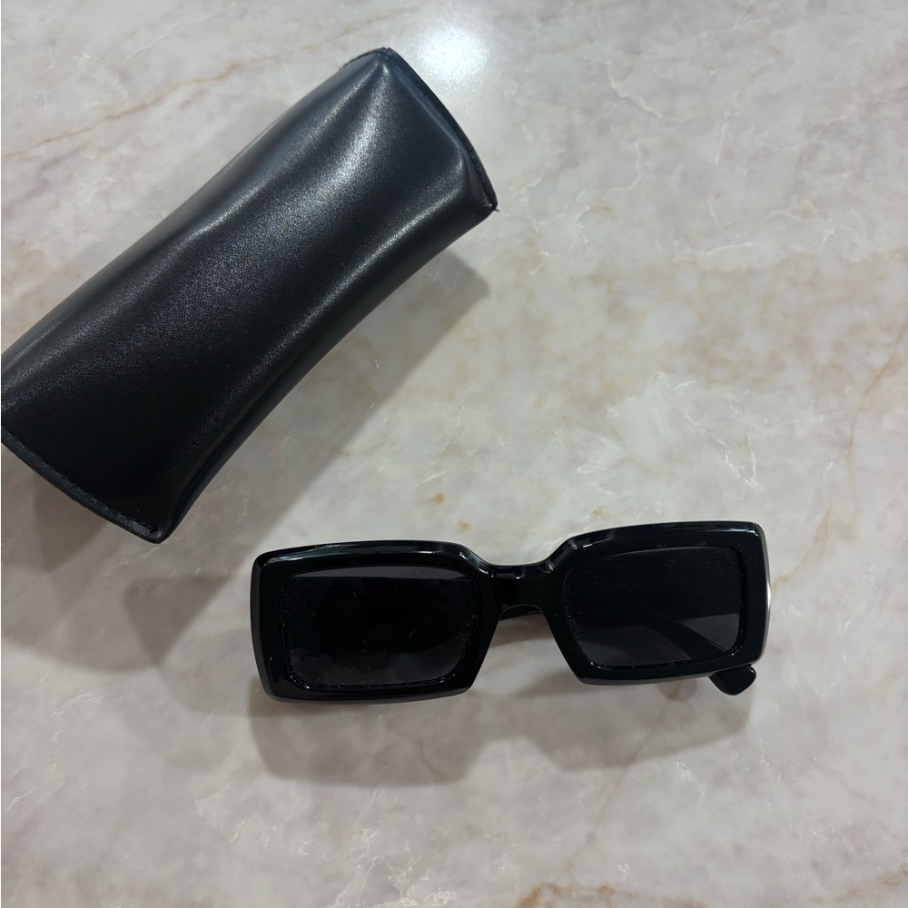 Black sunglasses
